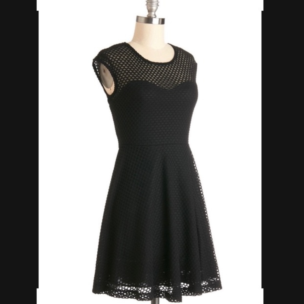 Modcloth textured sweetheart skater dress